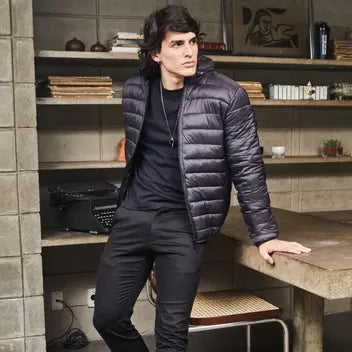 Jaqueta Puffer Masculina Impermeável e Versátil